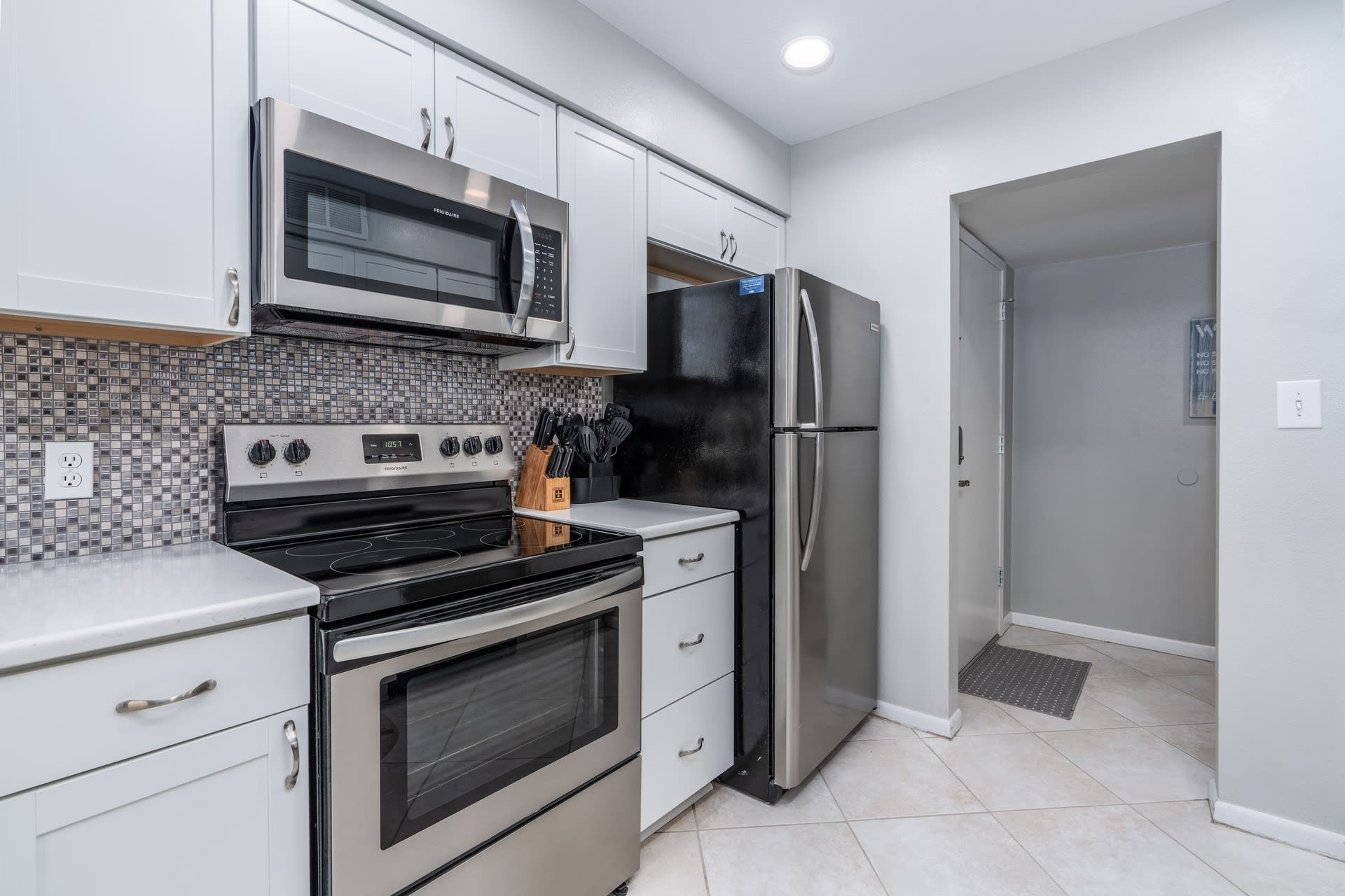 Kitchen is fully equipped