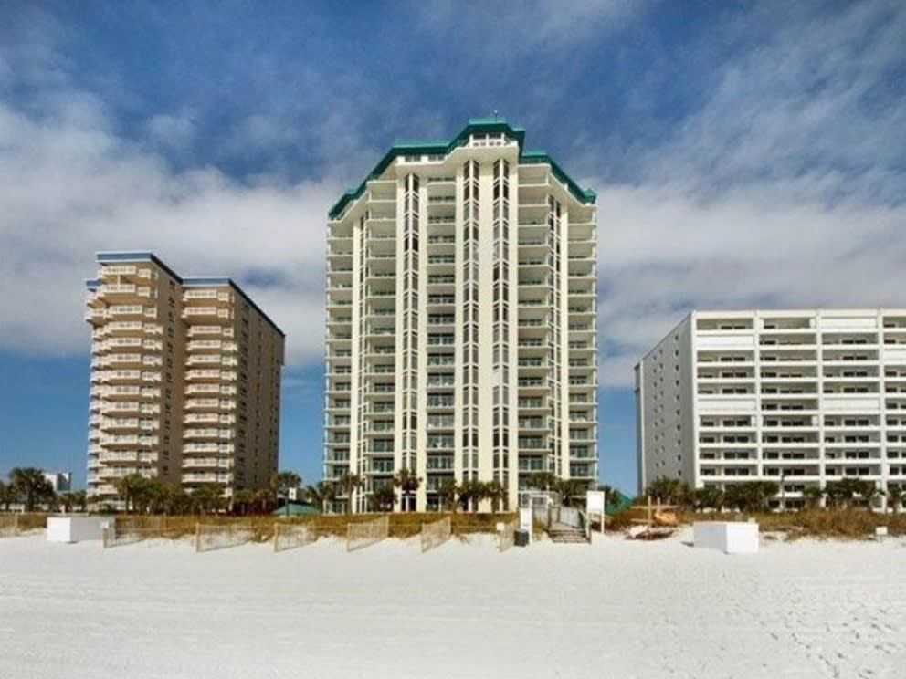 Rear view of Jade East Towers