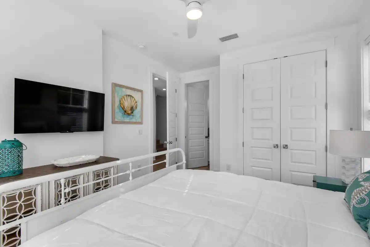 Driftwood-14 Bedroom 1. PIc 2. King with attached bath.