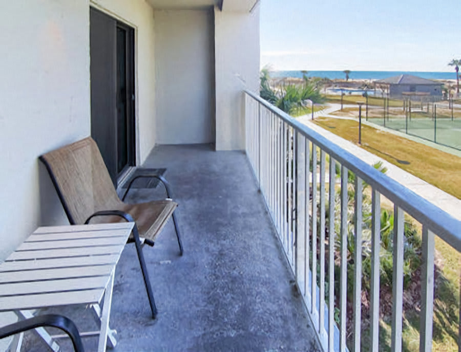 Balcony View Due South