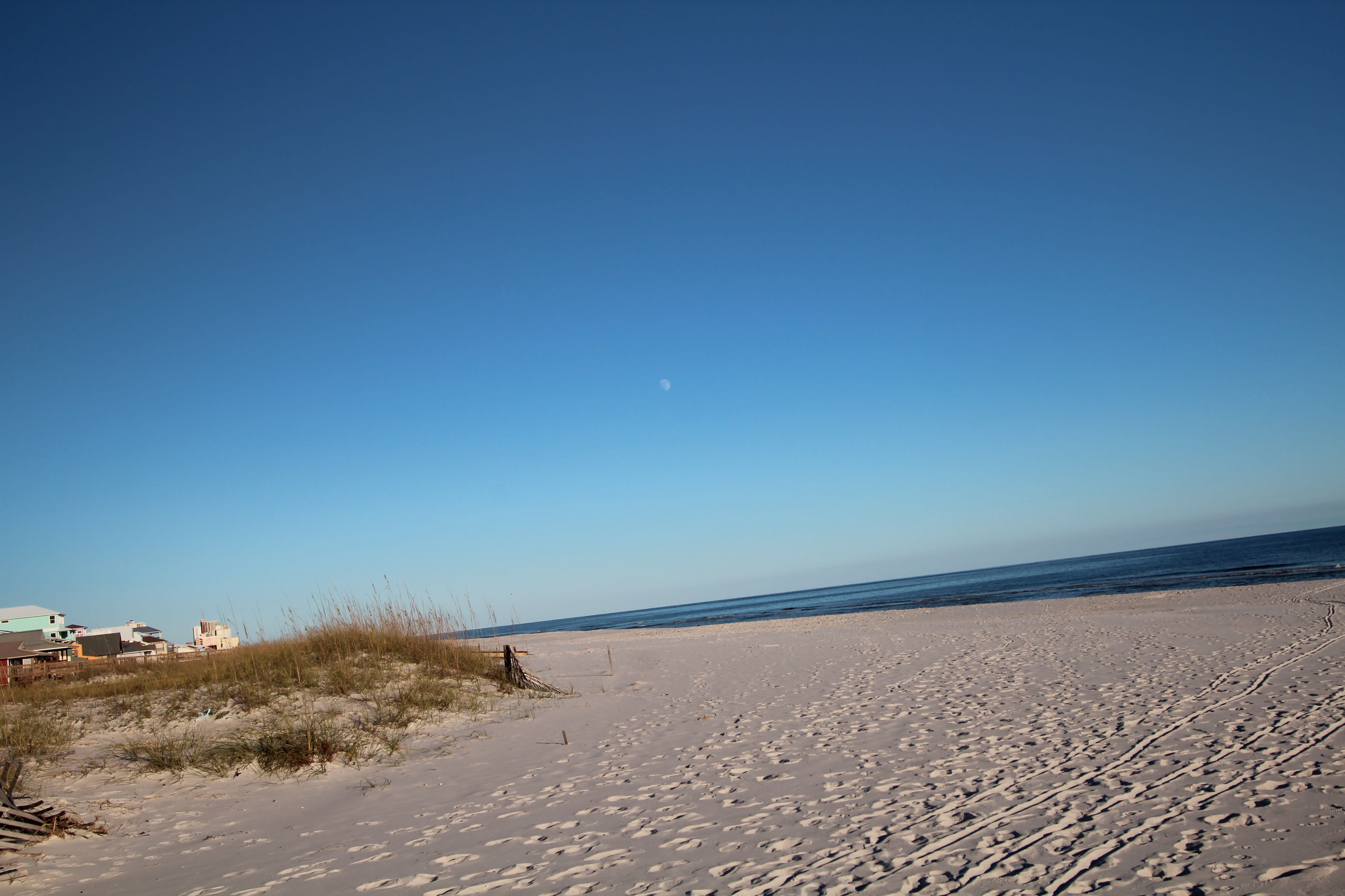 Gulf just two short blocks away