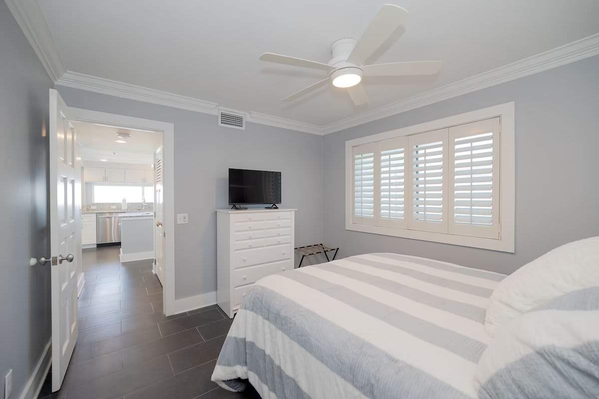 Bedroom 2 With Smart TV