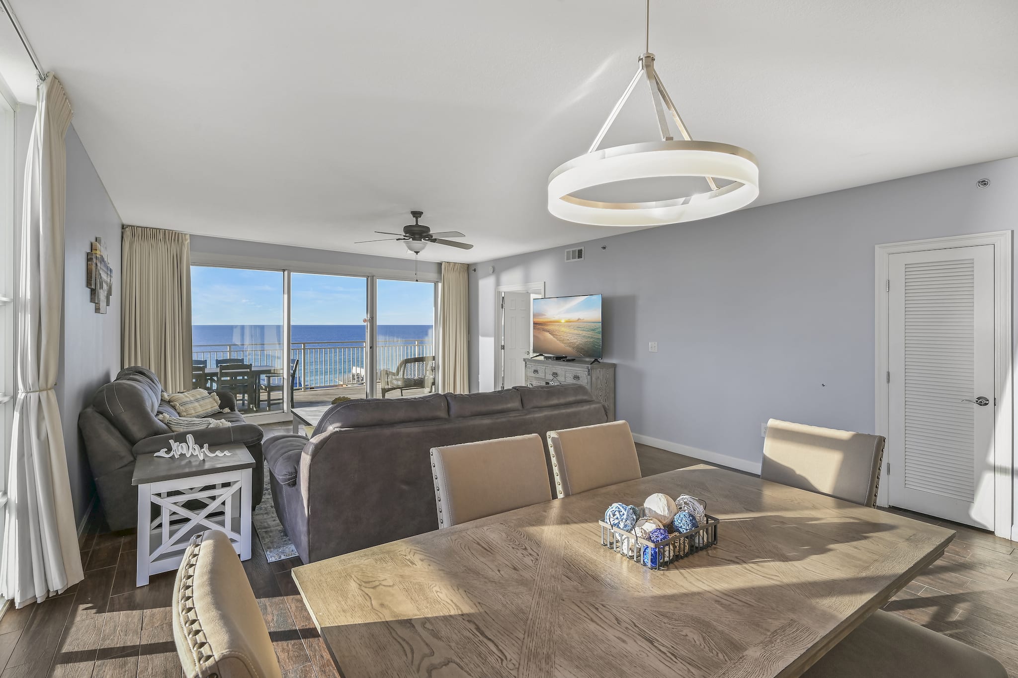 New dining table, chairs and light