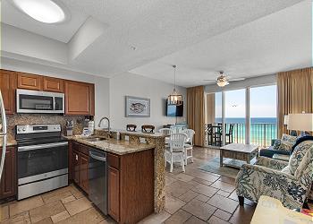 Fully stocked kitchen and room for all the family and friends to sit and relax