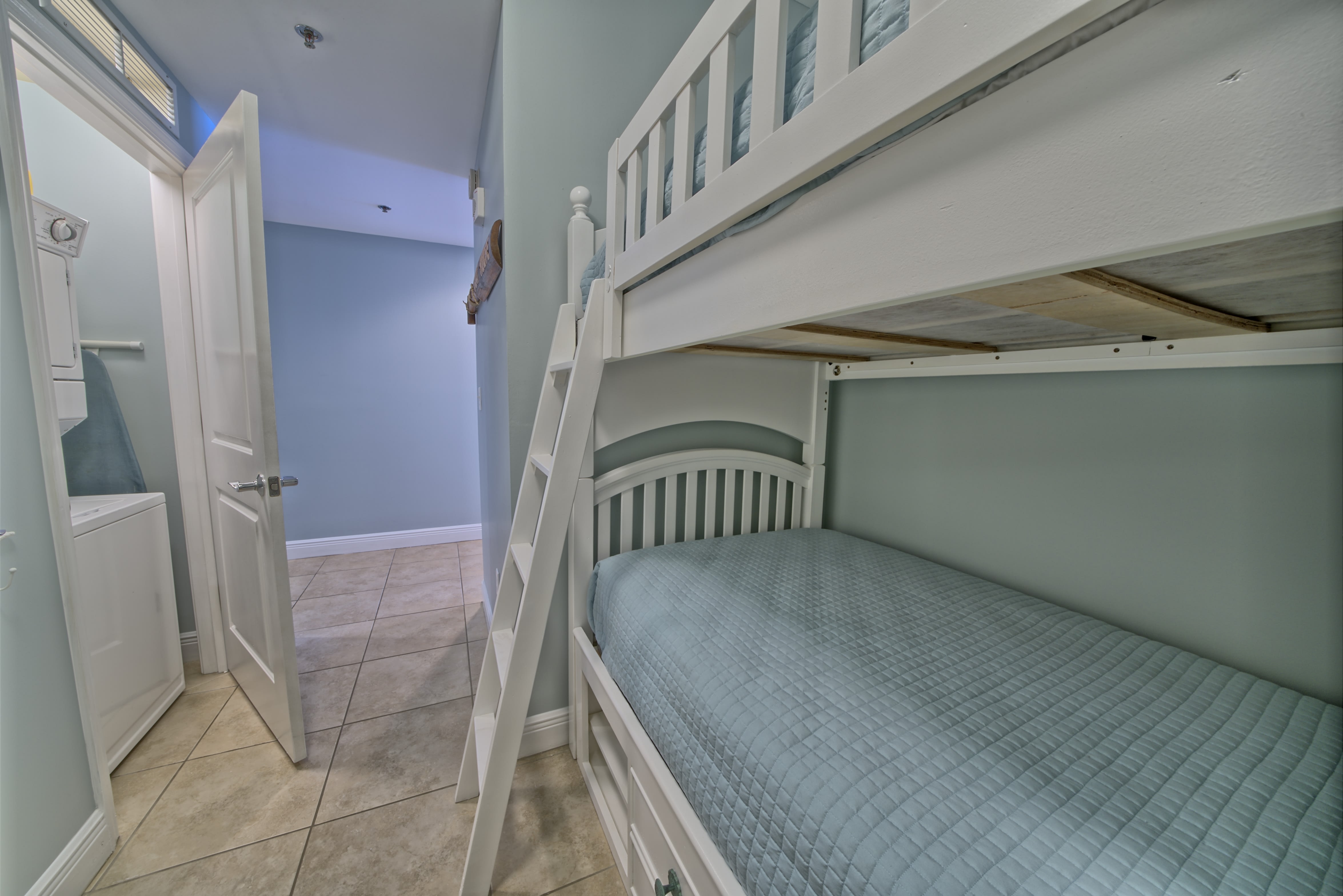 Bunk beds/ washer/dryer and utility closet