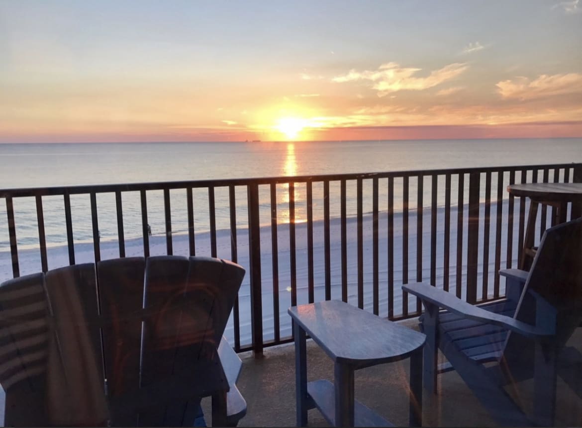 Spectacular Sunset Views from Balcony! 