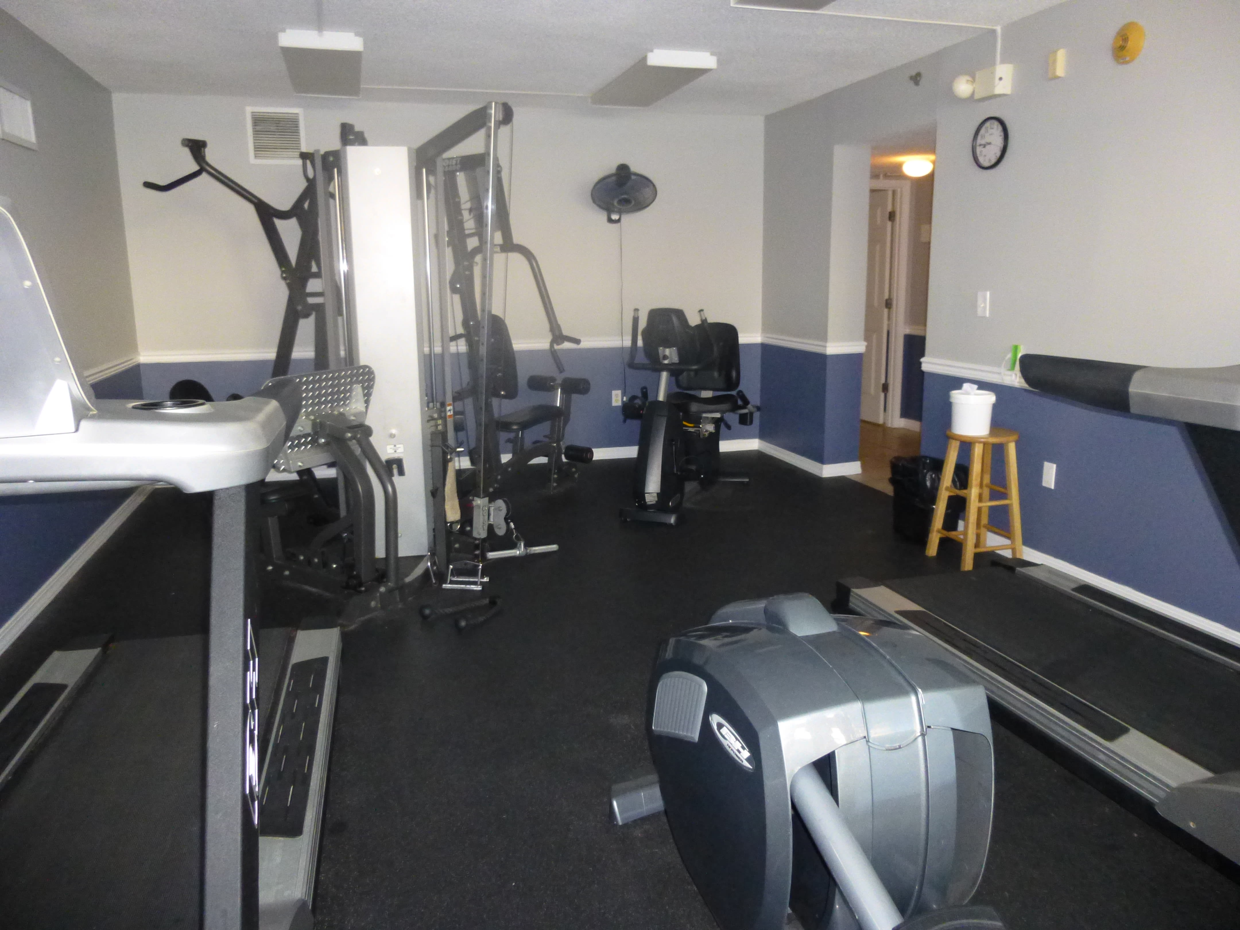 Exercise room free for your usage!