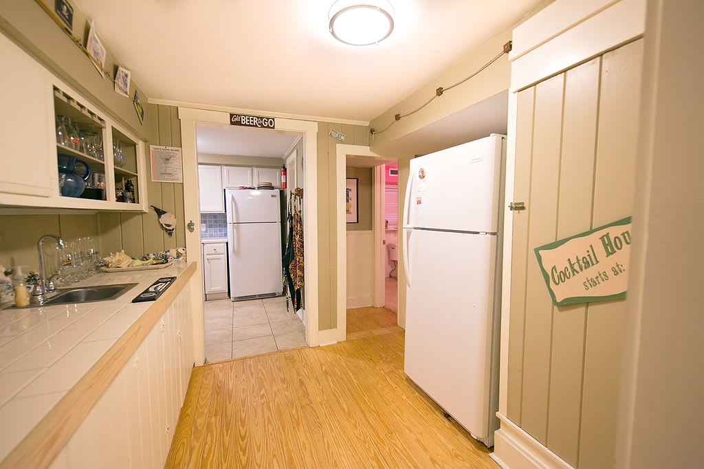 Bar area and Butler's pantry