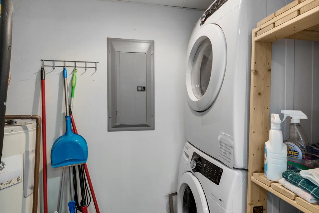 Long Beach T4-1103 2 Bedrm w/ beach chairs_18