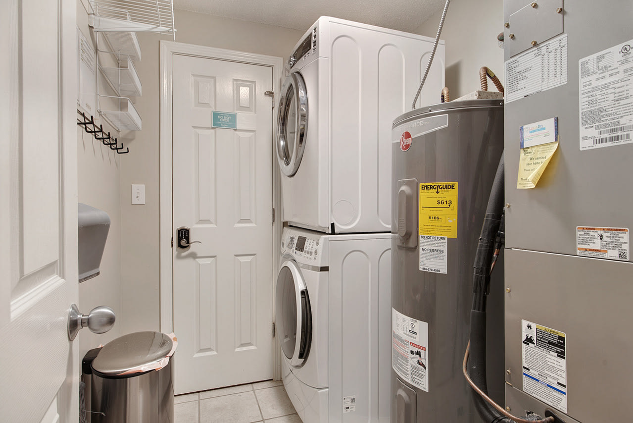 Full sized washer/dryer