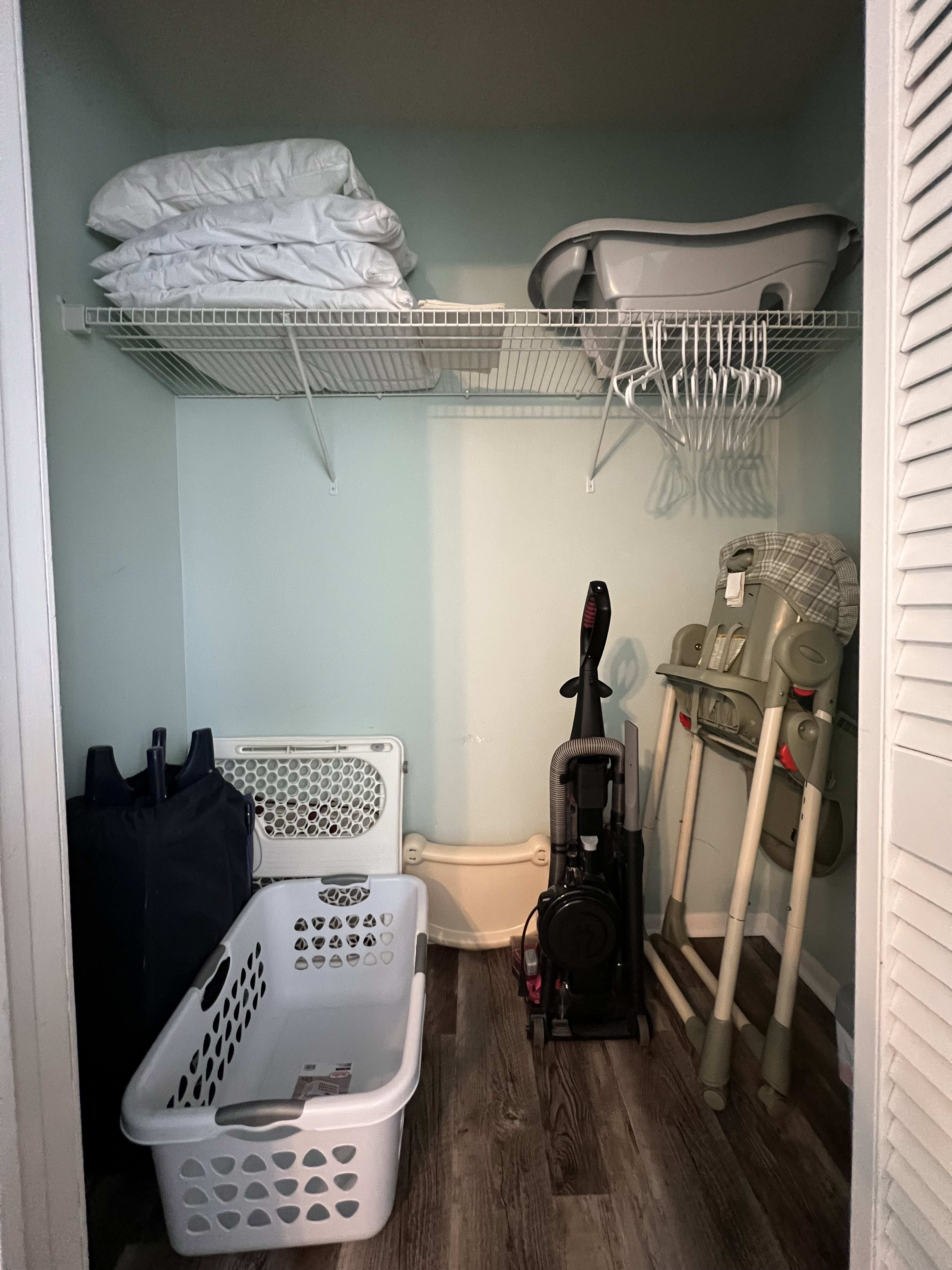 For your convenience, there is a baby gate, bathtub, pack n play and highchair.