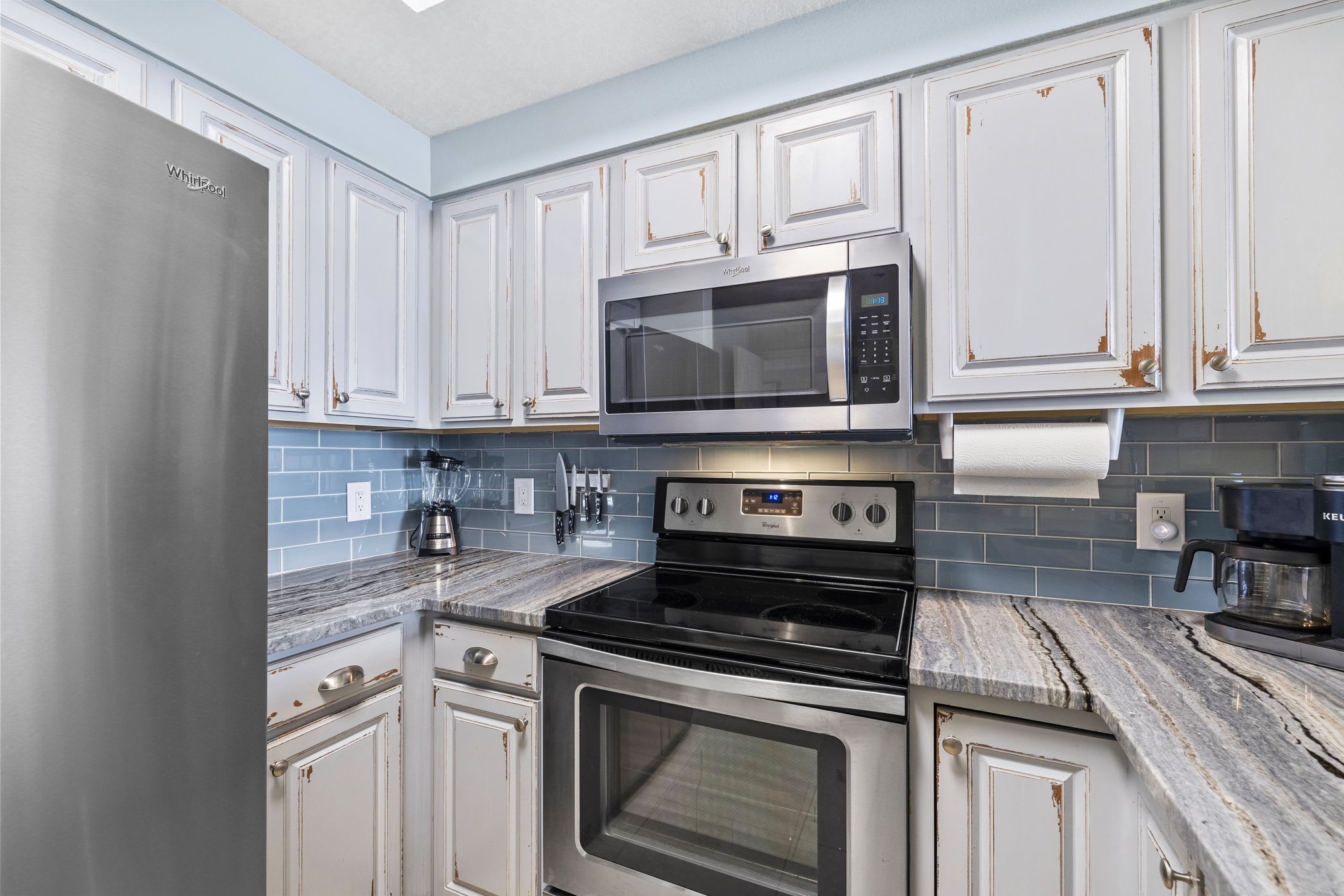 Amazing Views, Pools, & Steps to the Sand_14