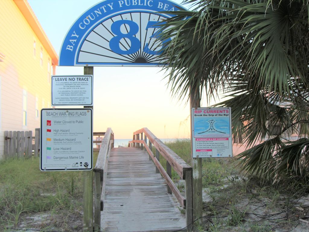 The Beach Access is an easy walk and at the end of our street... 