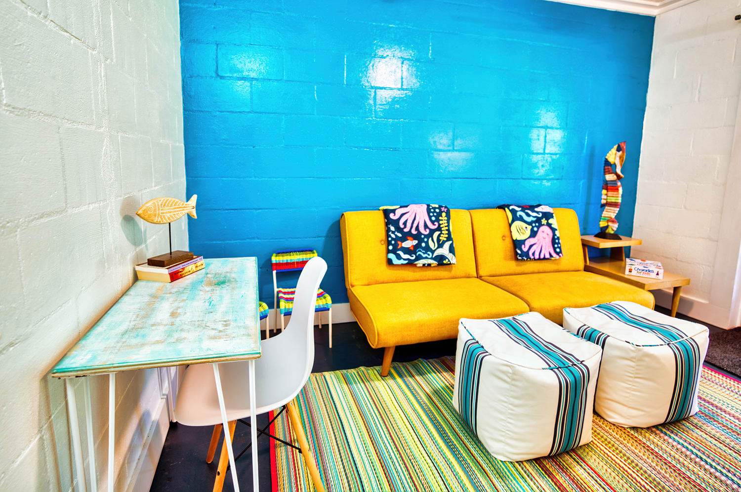 Lizard Lounge - Desk for working or kids activities, TV and DVD player.