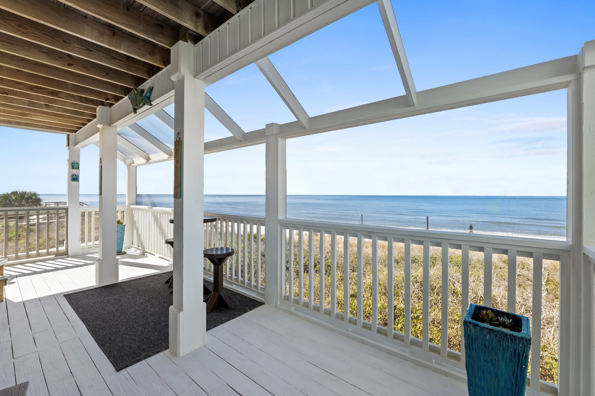 SCREENED IN PORCH VIEW MAIN LEVEL