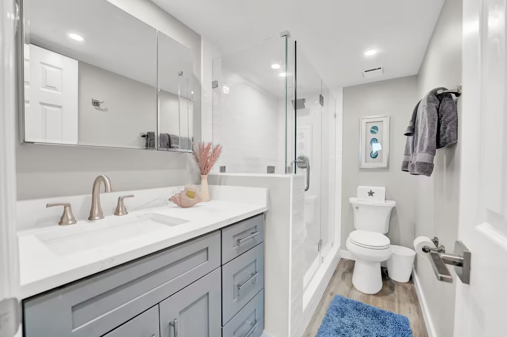 Master Bath with walk in shower.