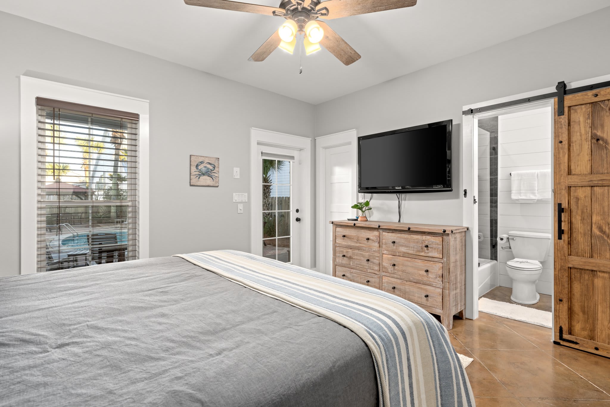 Locking rustic barn door, pool access.