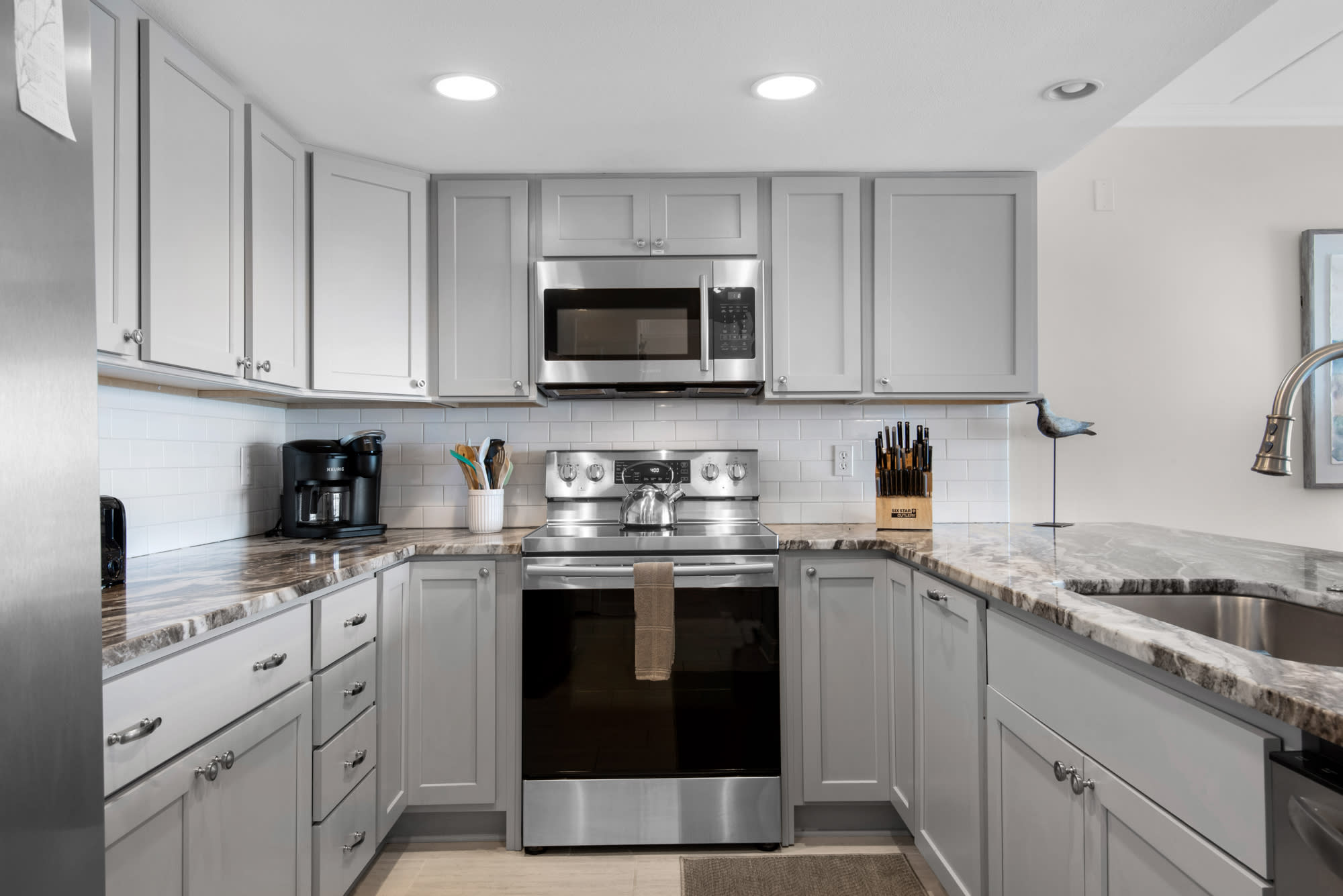 New appliances, new tile, only the very best of everything imaginable