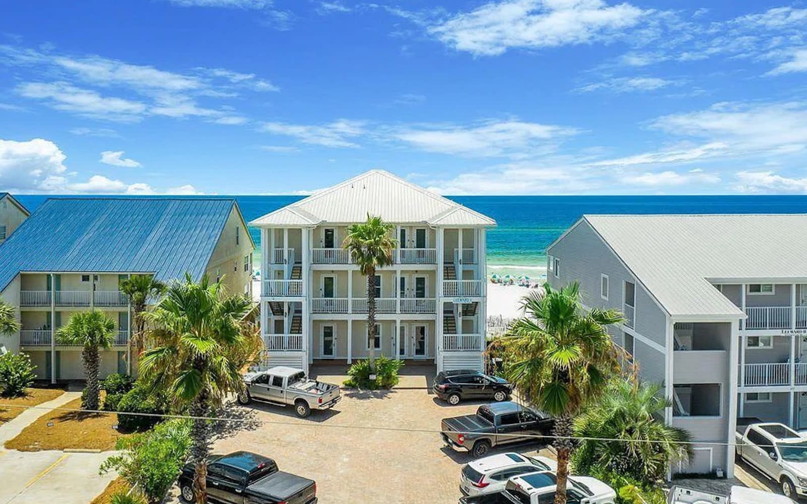 Leeward I  is Beachfront