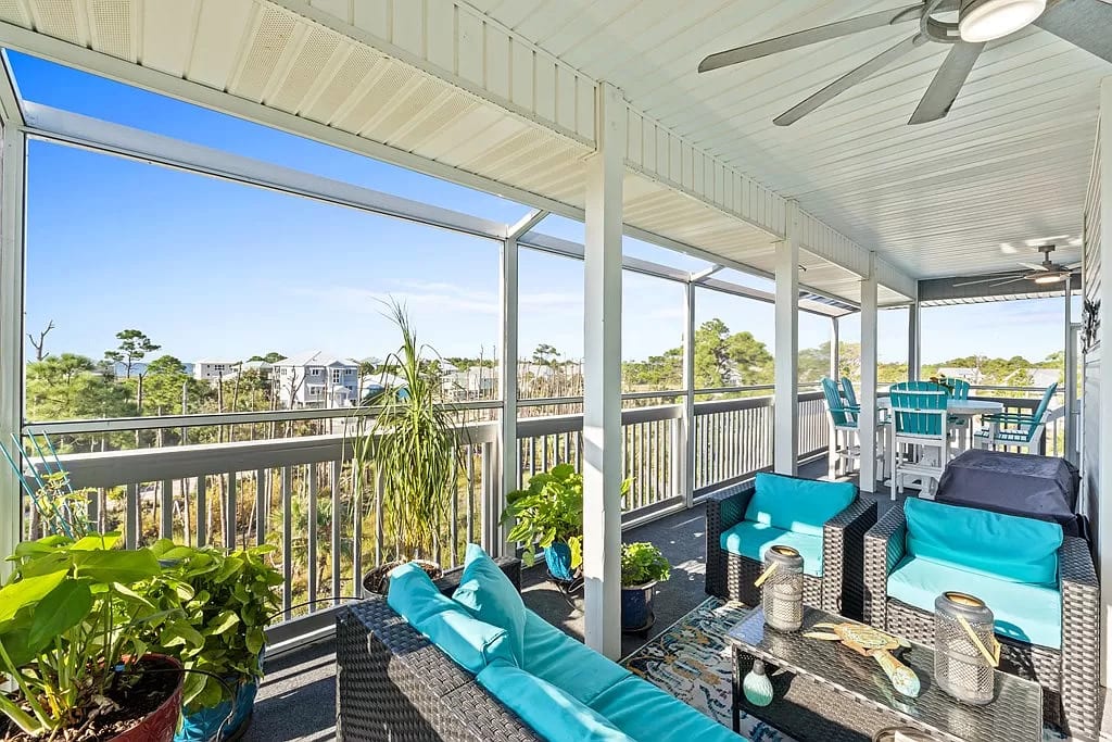 Screened Porch off of Living Room