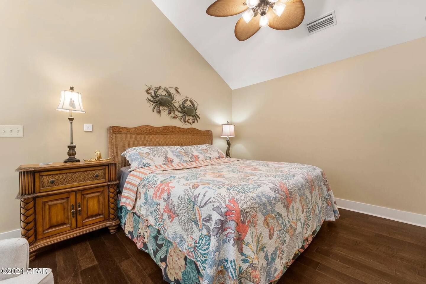 Bedroom 2 with a king bed-Sleeps 2