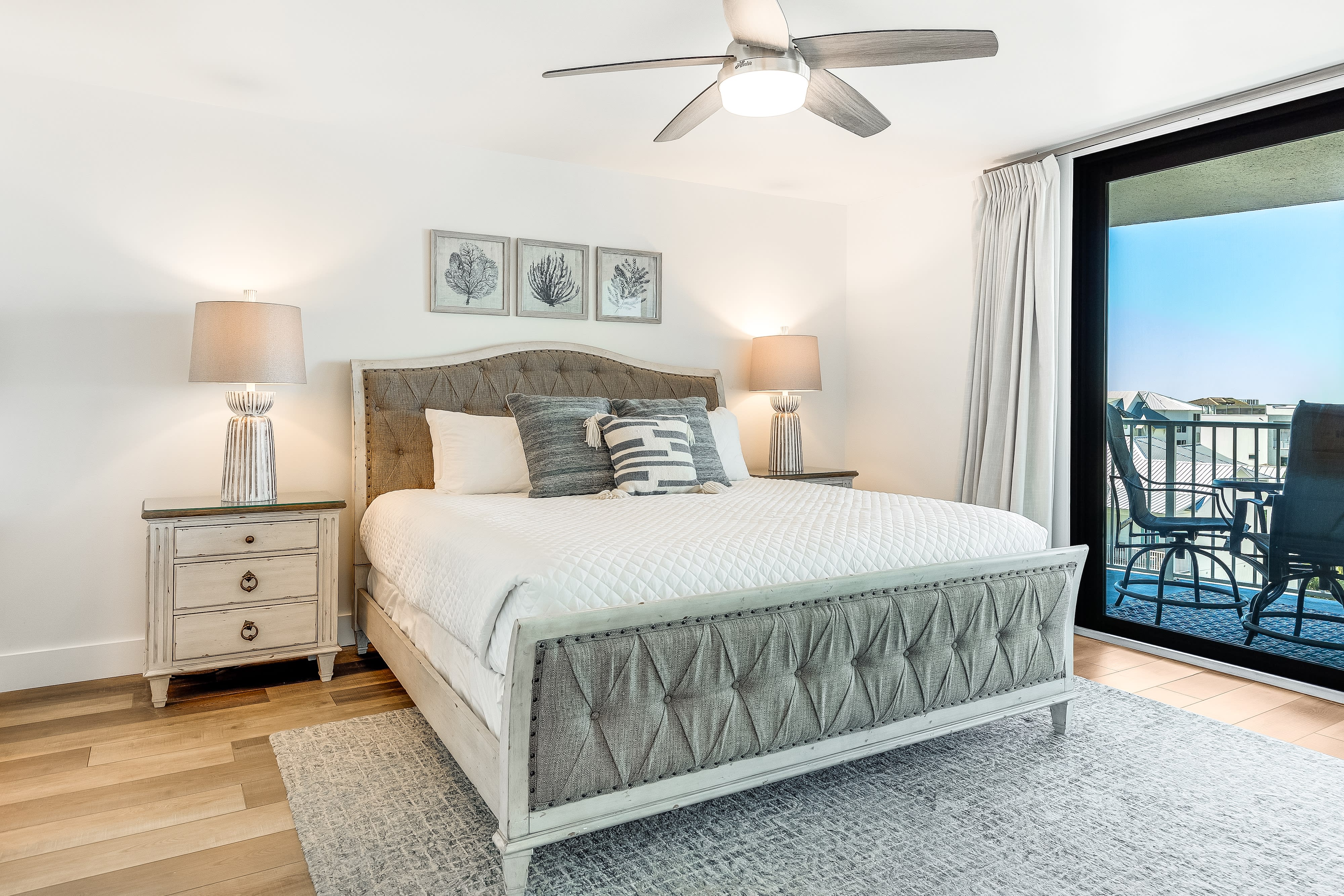 king master suite with gulf view balcony access