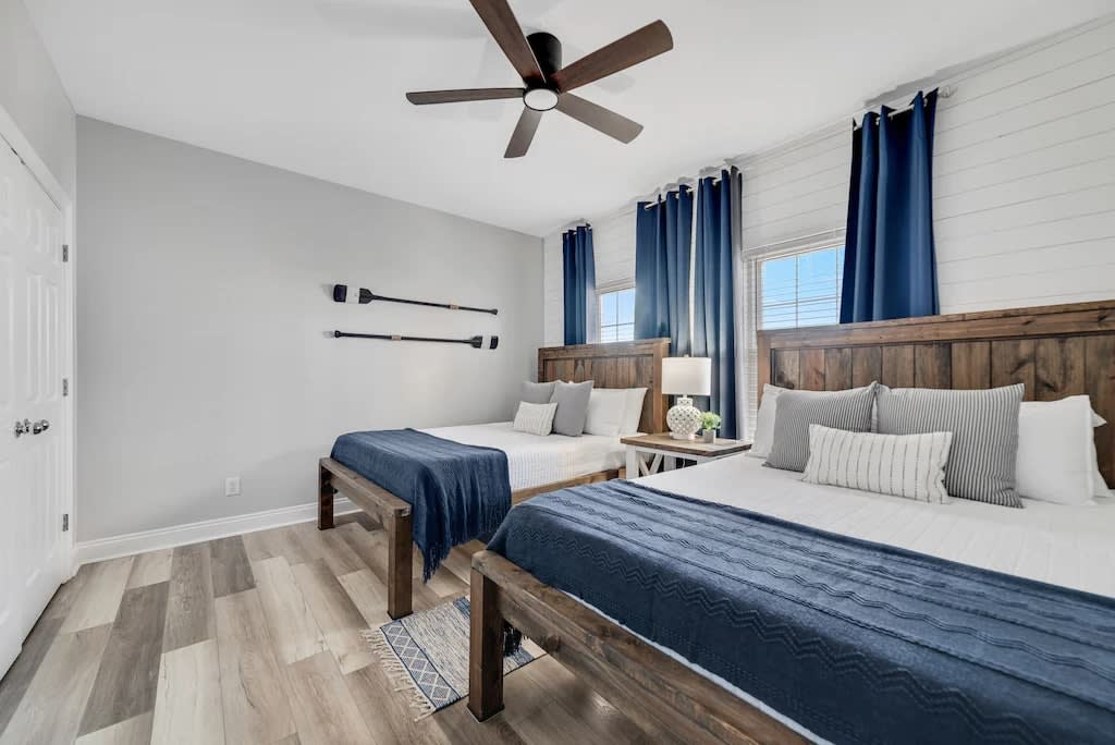 Cozy and Spacious Bedroom arrangement