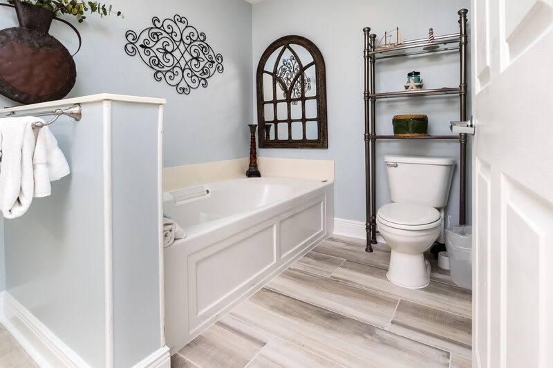 Master Bathroom - 
Waters Edge Resort Unit 412 Fort Walton Beach Okaloosa Island Vacation Rentals