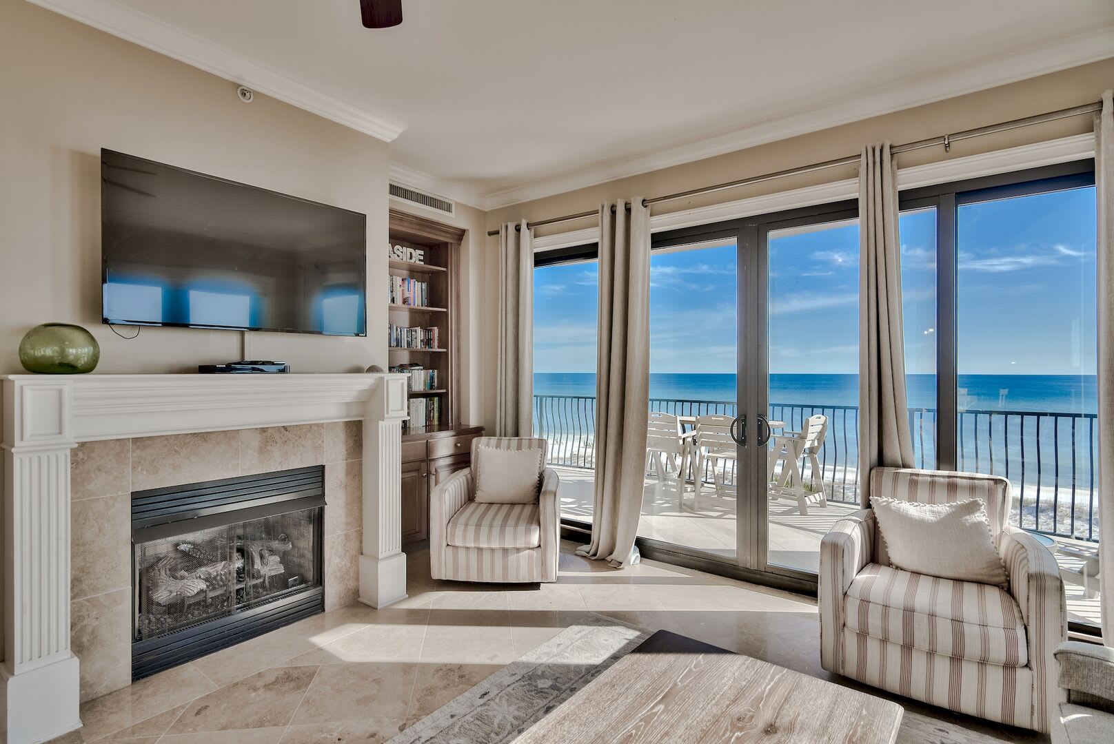 Nicely Furnished and Decorated Living Room with a great view!