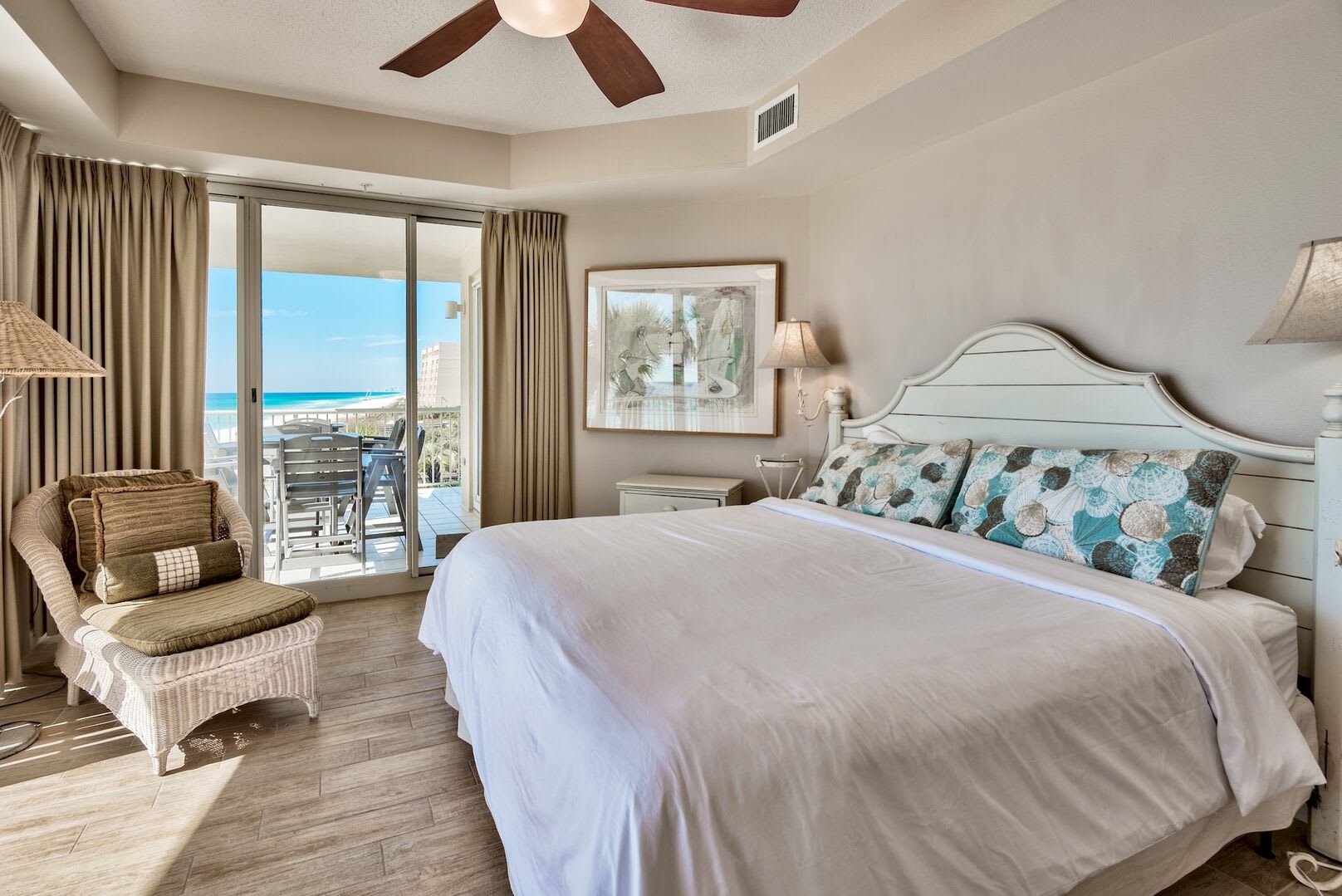 Master Bathroom with Access to Balcony