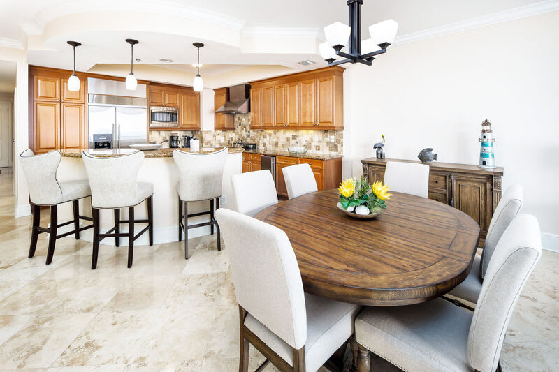 Dining Area - 
Bella Riva Resort, Okaloosa Island, Fort Walton Beach, FL Vacation Rentals