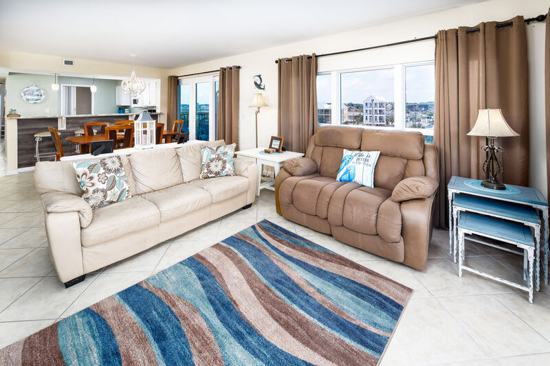 Living Room, Sea Oats Resort Okaloosa Island Fort Walton Beach Destin Vacation Rentals