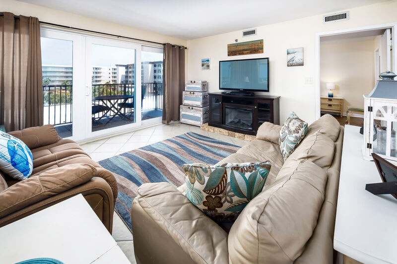 Living Room, Sea Oats Resort Okaloosa Island Fort Walton Beach Destin Vacation Rentals