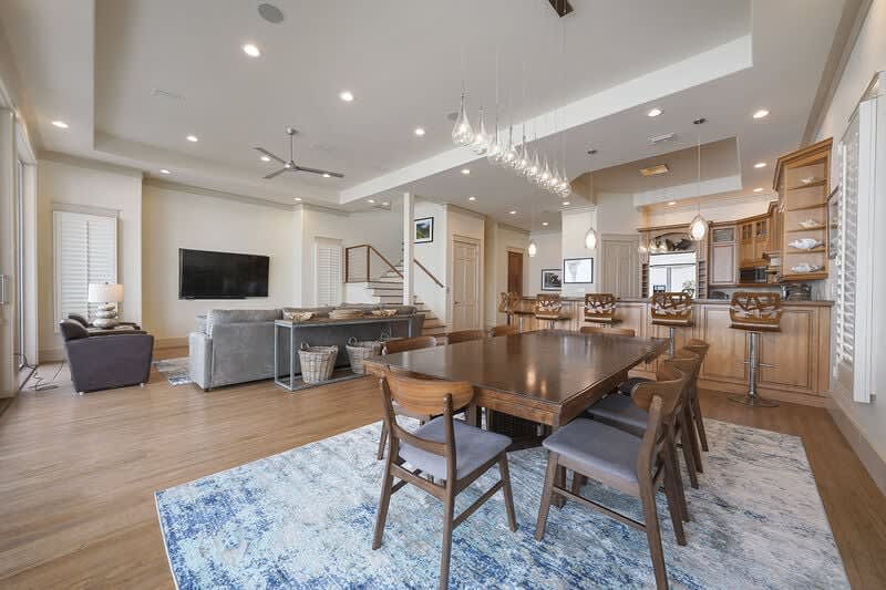 Le Bon Vivant - Beachfront 30A Vacation Rental House with Elevator and Community Pool in Vizcaya - Five Star Properties Destin/30A