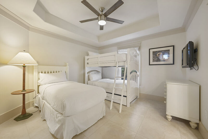 Le Bon Vivant - Beachfront 30A Vacation Rental House with Elevator and Community Pool in Vizcaya - Five Star Properties Destin/30A