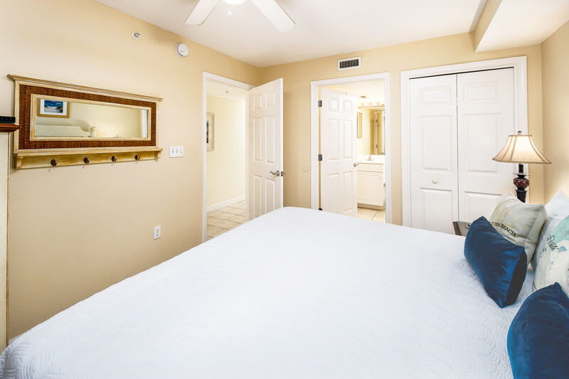 Master Bedroom, Pelican Isle Resort Okaloosa Island