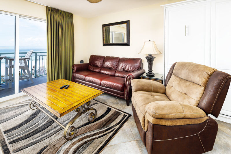 Living Room, Pelican Isle Resort Okaloosa Island