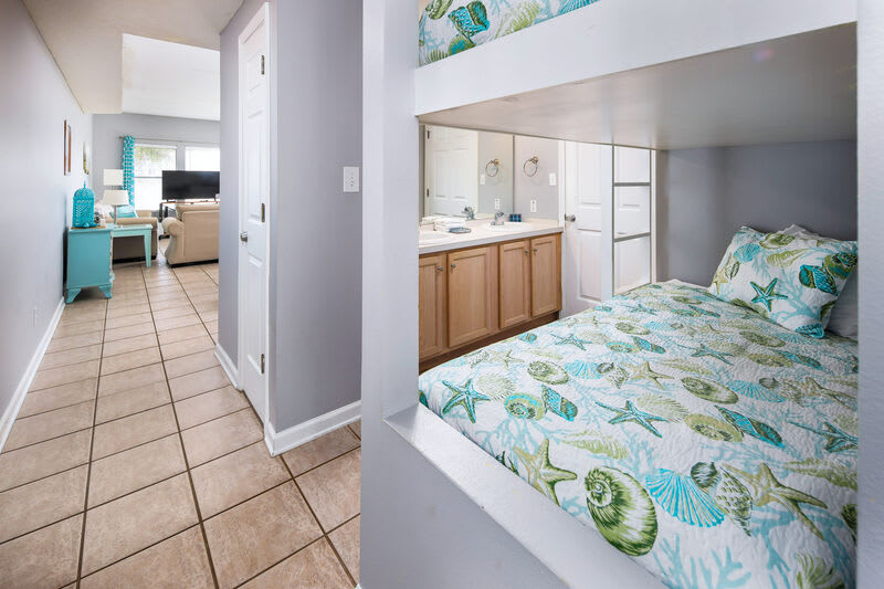 Bunk Beds - 
Sandpiper Cove Resort 9106 Holiday Isle Destin Florida Vacation Rentals