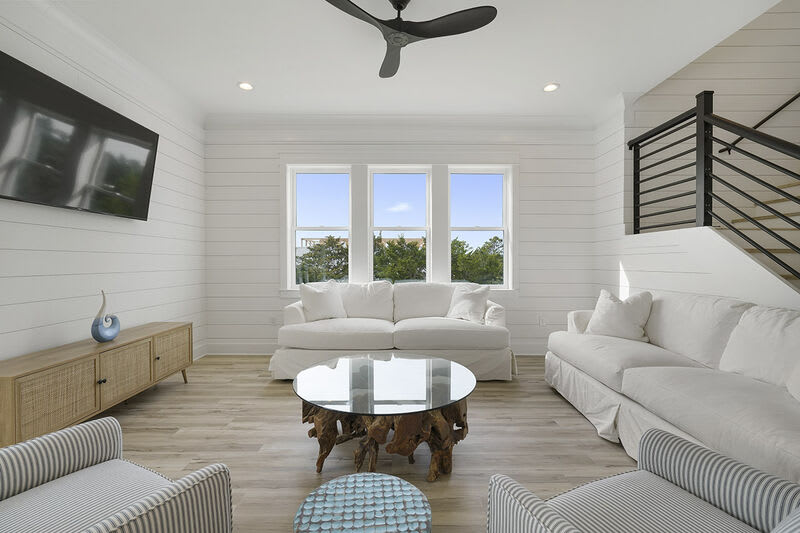 Deja Blue - Extravagant Vacation Beach House with Private Pool with Swim Up Bar, Putting Green, Sand Volleyball, and Rooftop Grill in Blue Mountain Beach, Florida - Five Star Properties Destin/30A