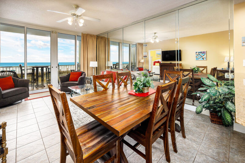 Dining Area - Waters Edge Resort Unit 212 Fort Walton Beach Okaloosa Island Vacation Rentals