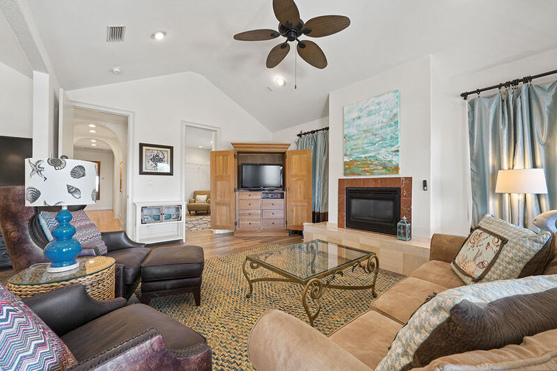 Villa Playa - Luxury Destiny by the Sea Vacation Rental House with Private Pool and Beach View in Destin, Florida - Five Star Properties Destin/30A