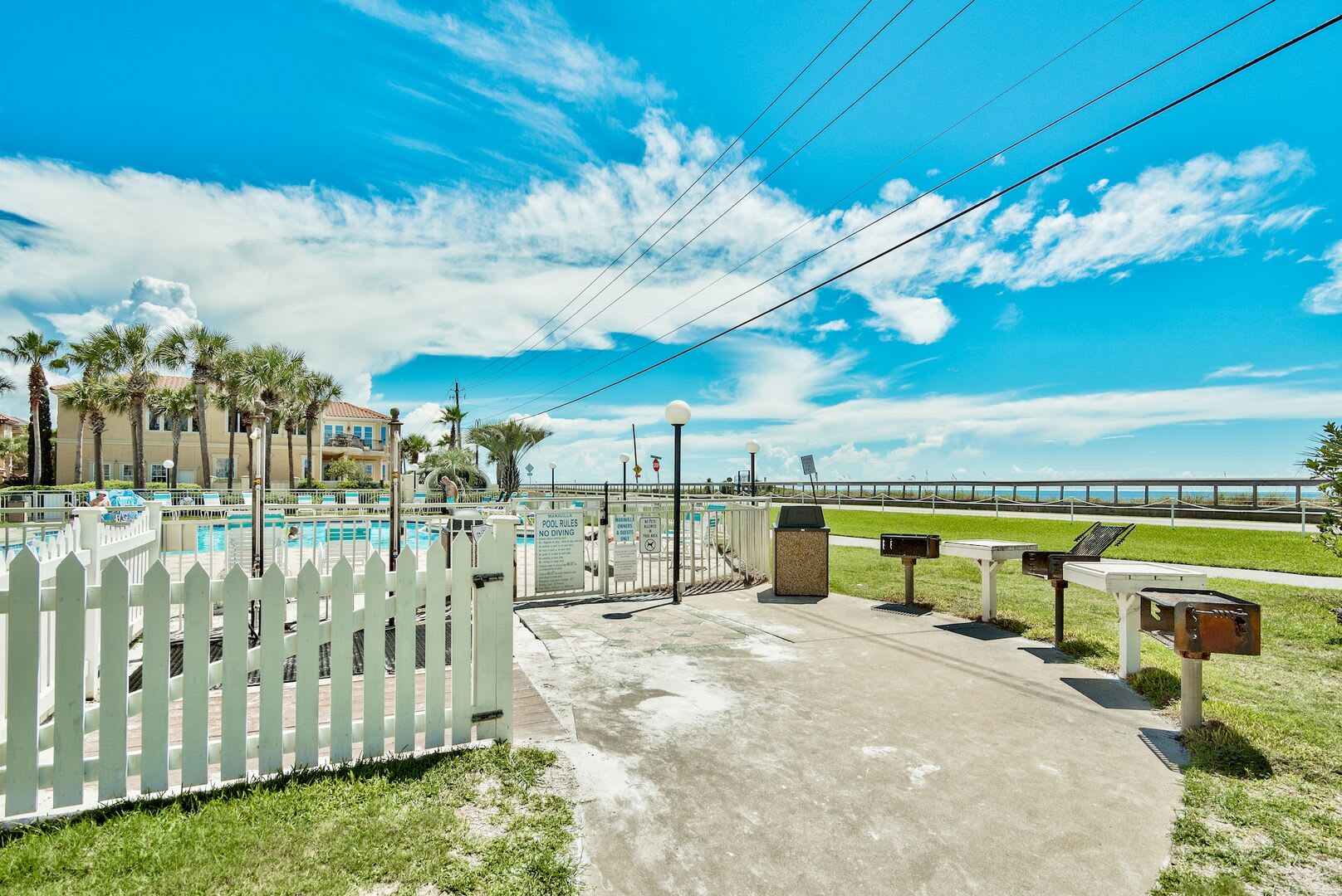 Grills at the Beach Side Pool Available for Guest Use