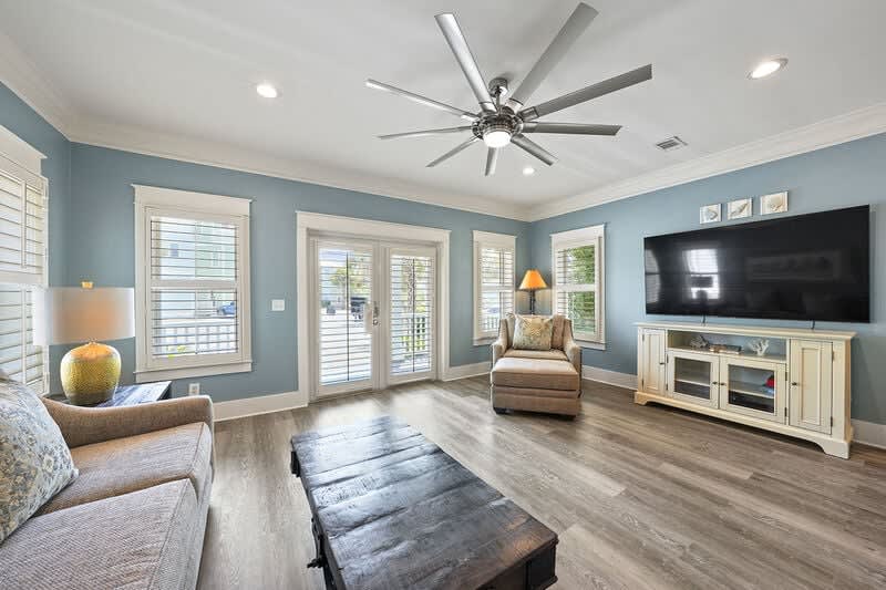 Southern Charm - Luxury Vacation Rental House on 30A with a Balcony Deck and Community Pool - Bliss Beach Rentals