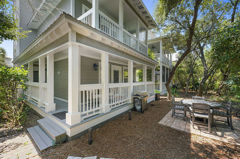 Southern Charm - Luxury Vacation Rental House on 30A with a Balcony Deck and Community Pool - Bliss Beach Rentals