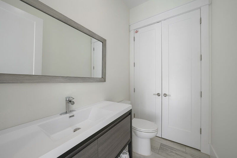 White Sands - Destiny by the Sea Luxury Vacation Rental Beach House with Private Pool, Rooftop Deck, and Game Room in Gated Community Destin, Florida - Five Star Properties Destin/30A