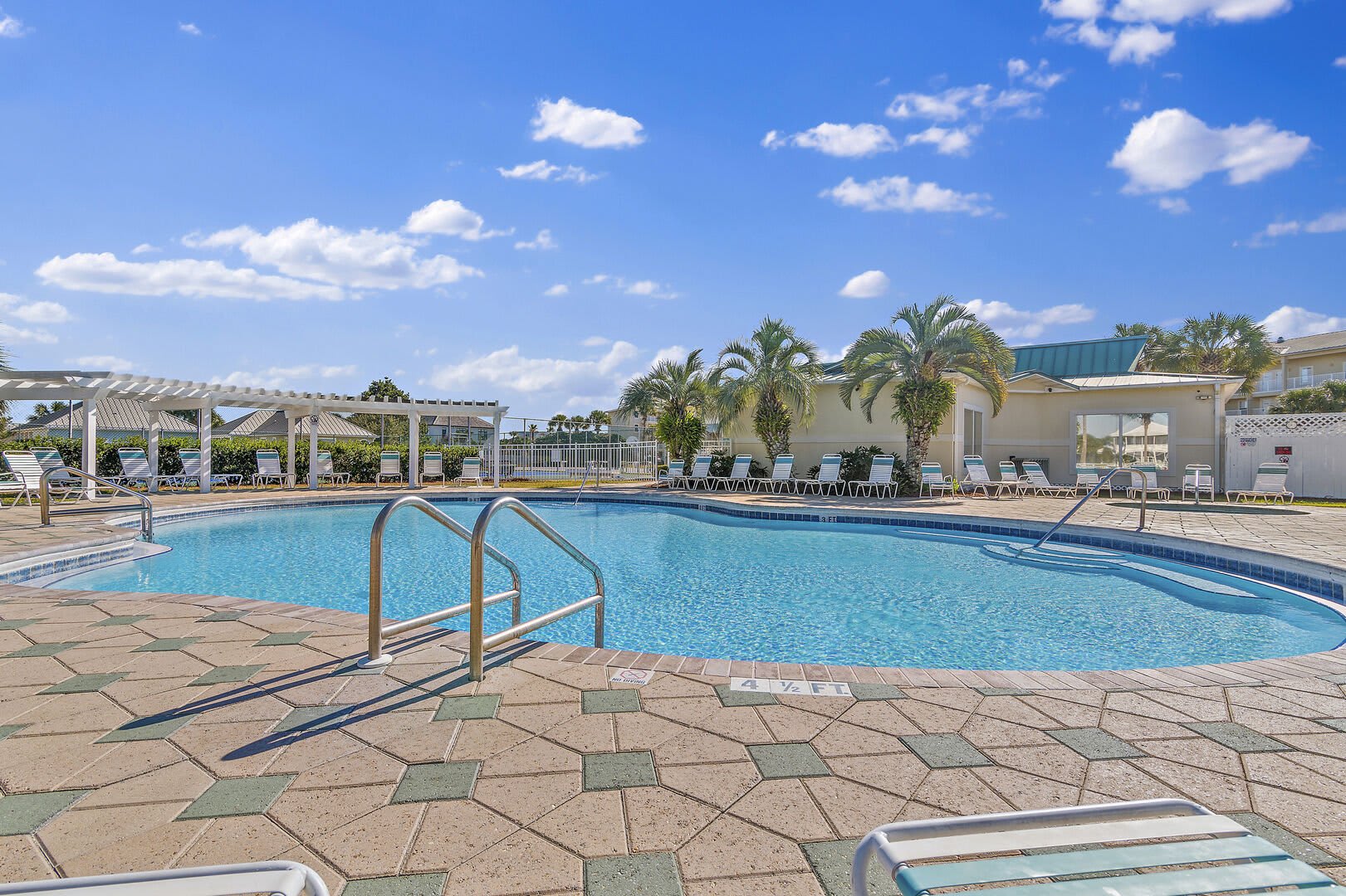 North Side Pool Seasonally Heated