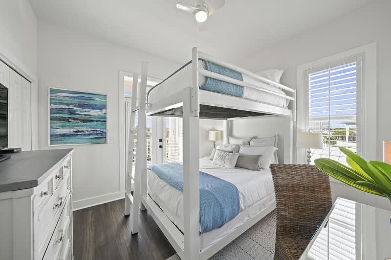 The Hummingbird - Luxury Lakefront Vacation Rental with Private Pool, Fireplace, and Water Views on Holiday Isle in Destin, Florida - Five Star Properties Destin/30A