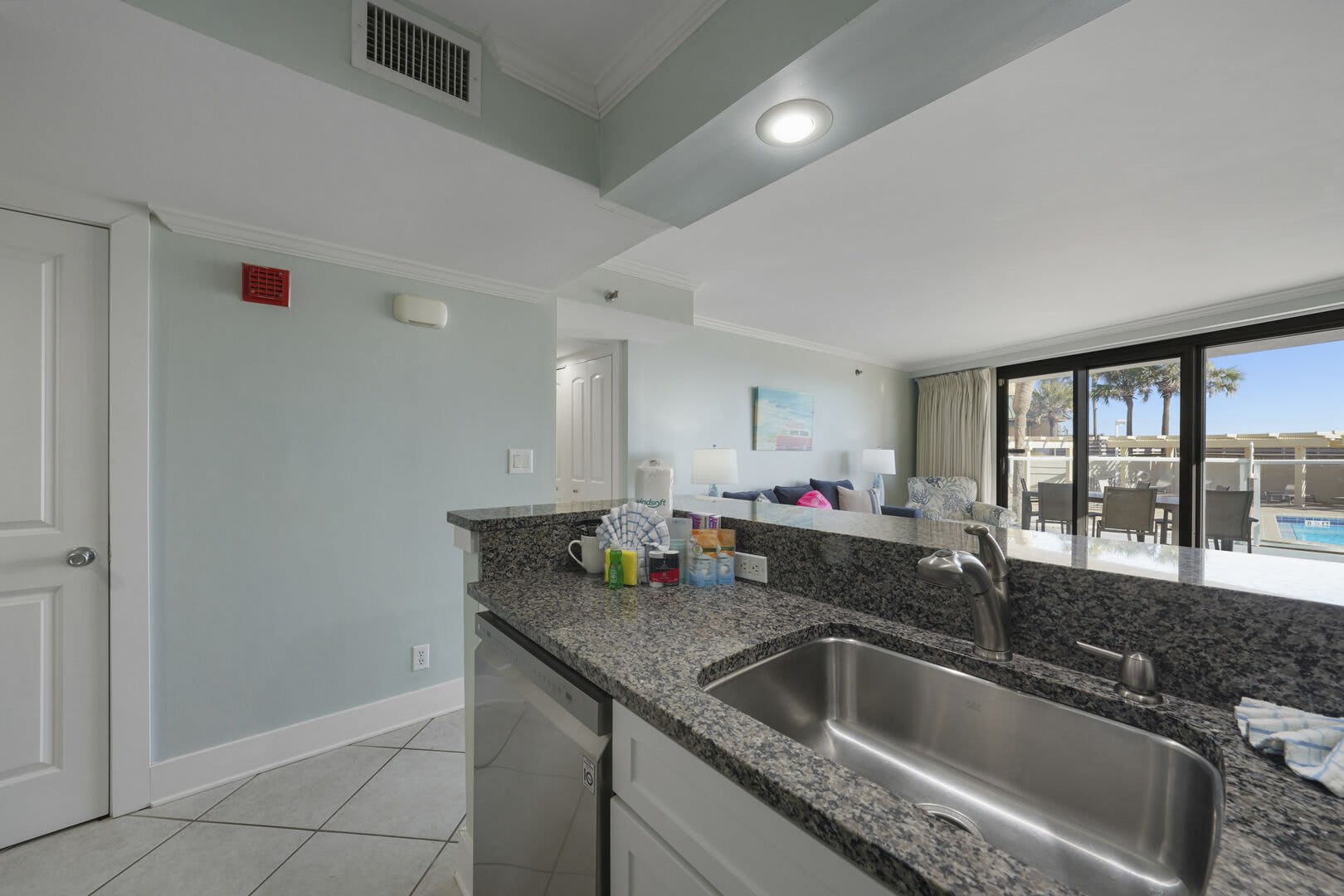 Beachside Two 4209_6