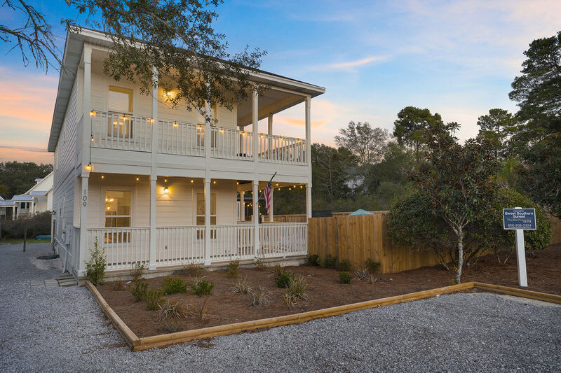 Sea Biscuit - Adorable Gulf Pines Vacation Rental House Near Beach with Private Pool and Golf Cart in Miramar Beach, Florida - Five Star Properties Destin/30A