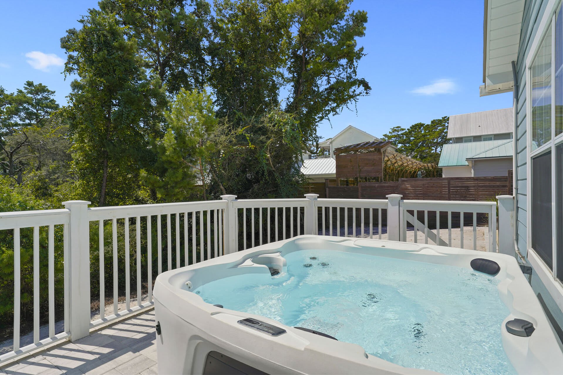 Sandy Daze - Adorable Pet-Friendly 30A Vacation Rental House with Guest House and Hot Tub in Santa Rosa Beach, Florida - Bliss Beach Rentals